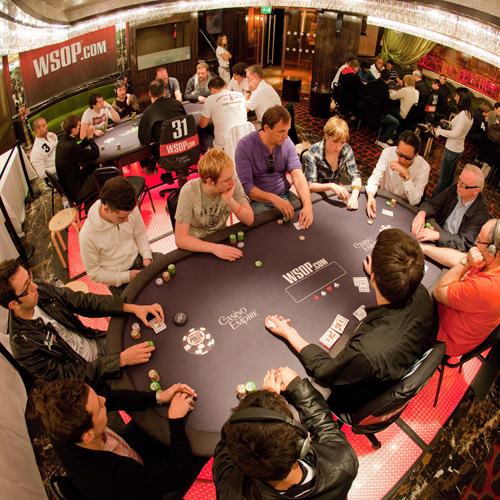 Porfessional poker table rental